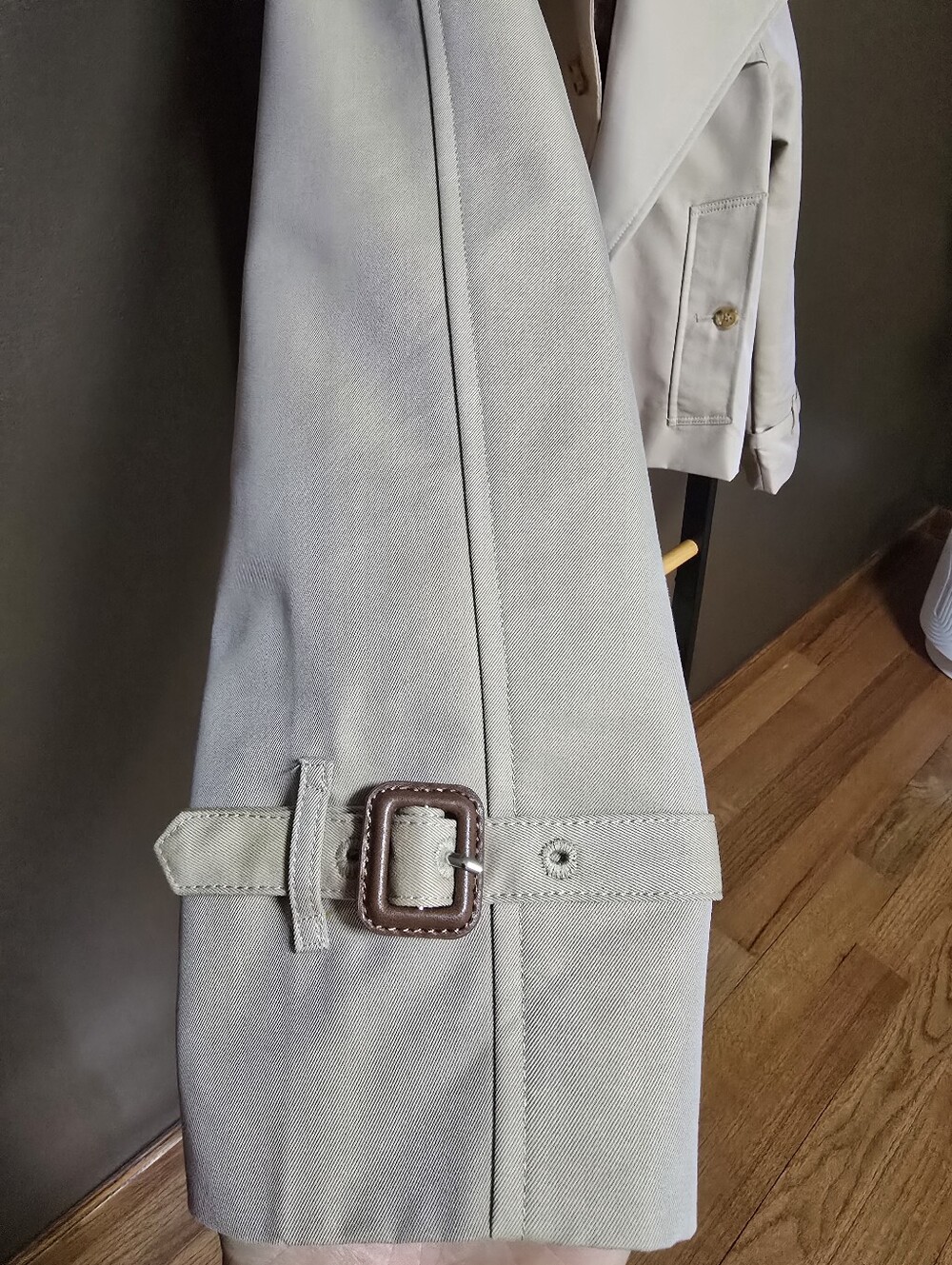 Cropped Trench Coat, Honey Color - Picture 11 of 15
